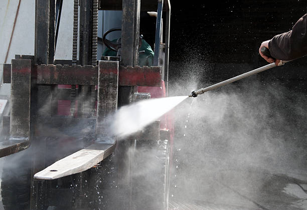 Garage Pressure Washing in South Lakes, AK